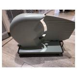 Electric Meat/Deli Slicer and Hand Crank Slicer