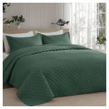 Bedsure Quilts Queen Size - Lightweight Bedspreads Queen Size with Basket Weave Pattern, Soft Quilt Bedding, Dark Green Comforter Coverlet for All Seasons (90\" x 96\")