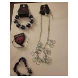Paparazzi Navy Blue and Pearl Jewelry Set