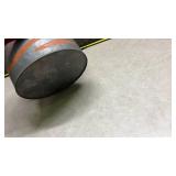 Old Pal Floating Minnow Bucket