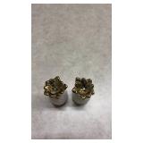 White Ceramic Pineapple Salt and Pepper Shakers with Gold Crown(SS)