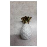 White Ceramic Pineapple Salt and Pepper Shakers with Gold Crown(SS)
