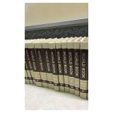 1973 World Book Encyclopedia Set A thru Z with Year Books 1979-1984 and Dictionaries