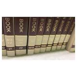 1973 World Book Encyclopedia Set A thru Z with Year Books 1979-1984 and Dictionaries