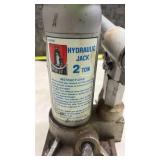 2-Ton Hydraulic Jack