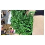 6 Ft Christmas Cedar Garland - Realistic Greenery Cypress Garlands - Real Touch Artificial Pine Garland Christmas Decorations for Outdoor Home Dining Table Mantel Stair Porch Winter Xmas Decor - Retai