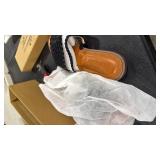 8.5 womenâs sandals  - Retail: $0
