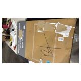 Magnetic dry erase board  - Retail: $0