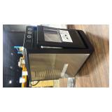 Ice Makers Countertop,26Lbs/24H,8Pcs in 6Mins,Portable Ice Maker Machine with Self-Cleaning,Interior Lighting,2 Sizes of Bullet Ice for Home/Office/Party(Black) - Retail: $0