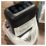 Ceramic Space Heater - Retail: $0