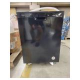 Whirlpool 24-inch Black Dishwasher WDF341PAPB - Retail: $489