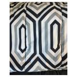 Mainstays Geometric Pattern Comforter, 76 x 90