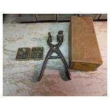 Franklin Revolving Head Tattoo Kit for Livestock