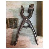 Franklin Revolving Head Tattoo Kit for Livestock