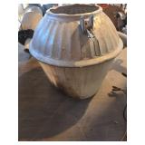 Industrial Mercury Vapor Light Fixture Assembly