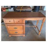 Colonial Style Maple Desk with 3 Drawers