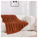 Linecooo Burnt Orange Fleece Throw Blanket 50"-60" for Couch Sofa Bed,Super Soft Cozy Plush Microfiber Flannel Blanket with 3D Checkered Design Lightweight for Adults,Woman,Girls