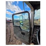 Kenworth T600 Semi Truck