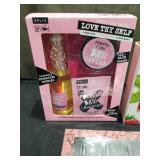 Beauty Care Bundle - Face Masks and Bath Sets