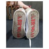 Airwalk- Grind- Peyote Boys SIZE 6 Lace Up Comfort Footbed