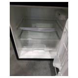 Black & Decker Compact Refrigerator