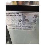 Black & Decker Compact Refrigerator