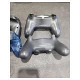 LOT OF RANDOM GAME CONTROLLERS