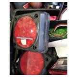 LOT OF RANDOM TRAILER/TRUCK LIGHTS