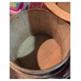 1900s Wooden Ring Storage Box with Lid