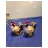 Decorative Rooster Salt and Pepper Shakers