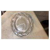 Clear Glass Swirl Pattern plate