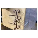 Decorative Wrought Iron Plant Bracket