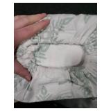 Great Bay Home Flannel Sheet Set Queen Size - 100% Turkish Cotton, Double-Brushed, Lodge-Printed Bed Sheets - Ultra-Soft, Cozy, 4-Piece Bedding Set (Snowflake- Simple White)