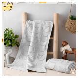 SmoothNovelty 2 Pcs Cat Hand Towels for Bathroom, Cute Gray Kitty Face Jacquard Weave 100% Cotton Absorbent Decorative Towels for Bathroom Kitchen Decor Gift, 13.7 x 29.5 Inch