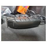 Andis 30285 Headliner 2, 11-Piece Hair Cutting Trimmer Kit, Carbon Steel T-Blade, Corded Electric, Black - Retail $44