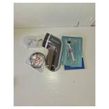 BEAUTURAL Fabric Shaver and Lint Remover, Sweater Defuzzer with 2-Speeds, 2 Replaceable Stainless Steel Blades, Battery Operated, Remove Clothes Fuzz, Lint Balls, Pills, Bobbles Gray