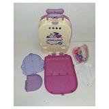 deAO 3 in 1 Toddler Vanity Makeup Table Girls Vanity & Suitcase Set with Fashion Accessories Pretend Play Travel Suitcase Fashion Beauty Set for Girls