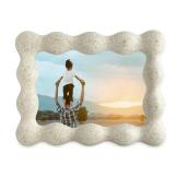 Crack in frame Isaac Jacobs 4x6 Natural Sand Resin Picture Frame, Elegant Undulating Curve Design for Tabletop & Wall Display Photo Frame, Home DÃ©cor, Art, Photo Gallery (4x6, Natural Sand)