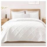 Exclusivo Mezcla Quilts Queen Size - White Quilt Set Bedspread with 2 Pillow Shams, Modern Bedding Set with Striped Pattern, Soft Lightweight Bedspreads Queen Size for All Seasons