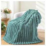 NEWCOSPLAY Super Soft Twin Blanket Mint Green Premium Silky Flannel Fleece 3D Ribbed Jacquard Lightweight Bed Blanket All Season Use (Mint Green Ribbed, Twin(60\"x80\"))