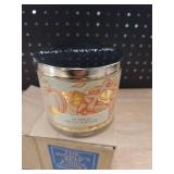 Bath & body works scented candle pumped in pecan waffles