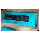 Logitech K270 Wireless Keyboard for Windows, 2.4 GHz Wireless, Full-Size, Number Pad, 8 Multimedia Keys, 2-Year Battery Life, Compatible with PC, Laptop, Black