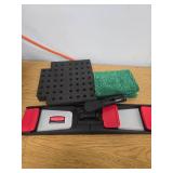 RUBBERMAID Microfiber Adaptable Flat Mop Kit (No Extension Rod)
