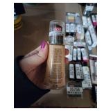 Rimmel London Renew & Lift Foundation - Soft Beige 200