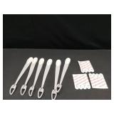 Command Cord Bundlers, Damage-Free Hanging Cord Organizer, No Tools Cord Bundler for Hanging Electrical Cables of Christmas Decorations, 6 Gray Cord Bundlers and 12 Command Strips