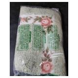 Sytian Multi-Use Romantic Rose Flower Rug - Ultra Soft Non-Slip Absorbent Mat for Bathroom Bedroom Living Room Kitchen (Green, 15.7 x 23.6 Inches)