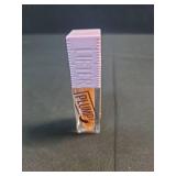 MAYBELLINE Lifter Gloss Lifter Plump, Plumping Lip Gloss with Chili Pepper and 5% Maxi-Lip, Hot Honey, Clear with Pink and Gold, 1 Count