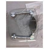 Taylor 13.0 x11.7  Clear Glass Body Weight Scale Battery Powered 400 lb Capacity - Retail: $3,685