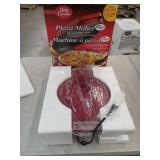 Betty Crocker 12-in. Pizza Maker  Red  BC-2958CR - Retail: $196