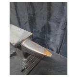 VEVOR Single Horn Anvil, 9 Lbs Cast Steel Anvil, High Hardness Rugged Round Horn Anvil Blacksmith, Compact Design and Stable Base, Forge Tools and Equipment, Metalsmith Tool for Bending and Shaping